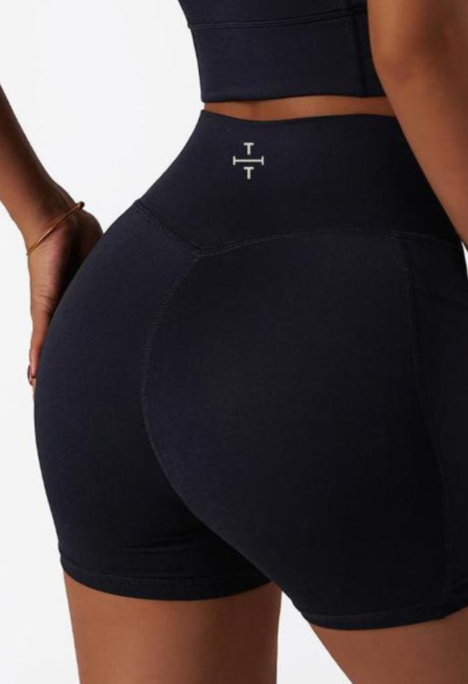 Curve Biker Shorts